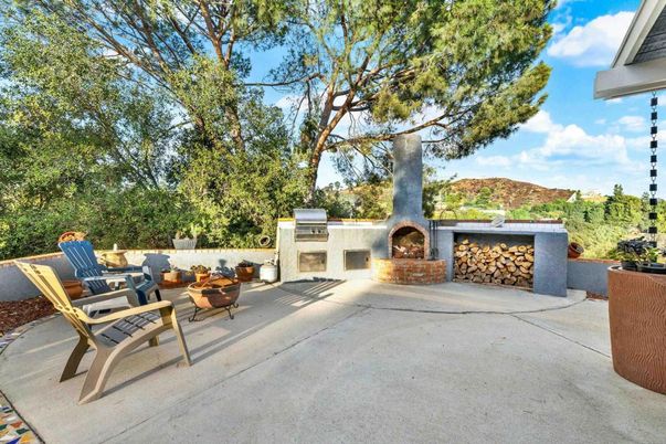 Exterior, Fireplace