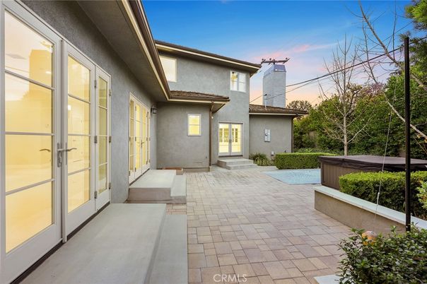 Exterior, Hot Tub