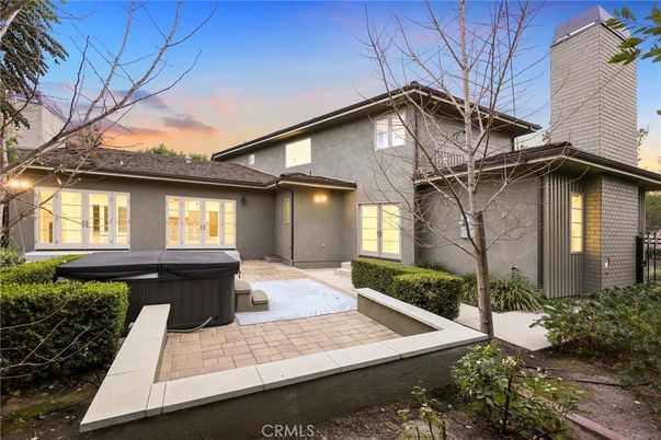 Exterior, Hot Tub