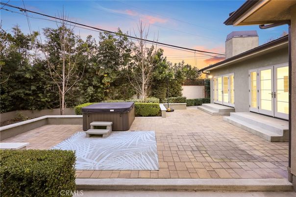 Exterior, Hot Tub