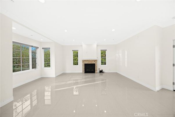 Empty room, Fireplace, Interior, Recessed Lighting