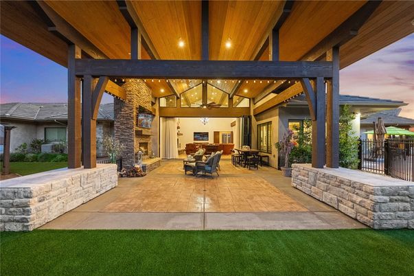 Exterior, Fireplace