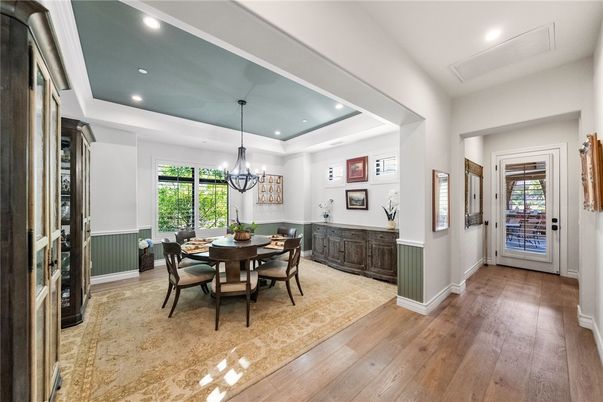Chandelier, Dining room, Interior, Recessed Lighting, Wood Texture Flooring