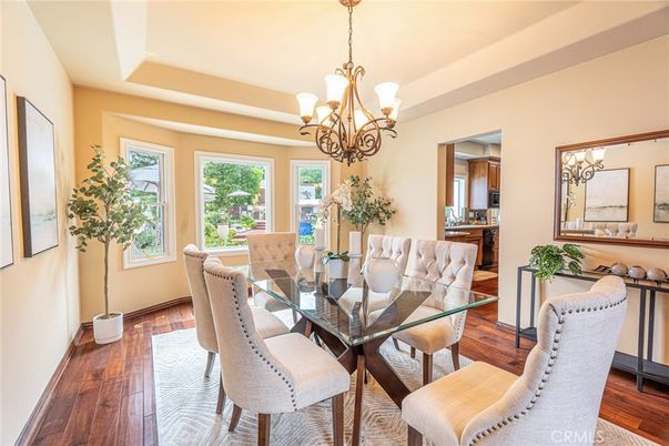 Chandelier, Dining room, Interior, Wood Texture Flooring