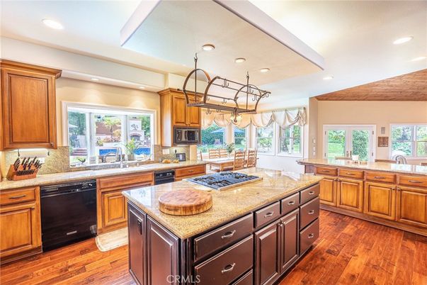 Dining room, Interior, Kitchen, Recessed Lighting, Wood Texture Flooring