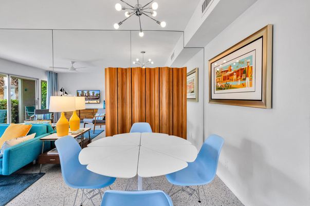 Dining room, Interior, Living room, Pendant Lights