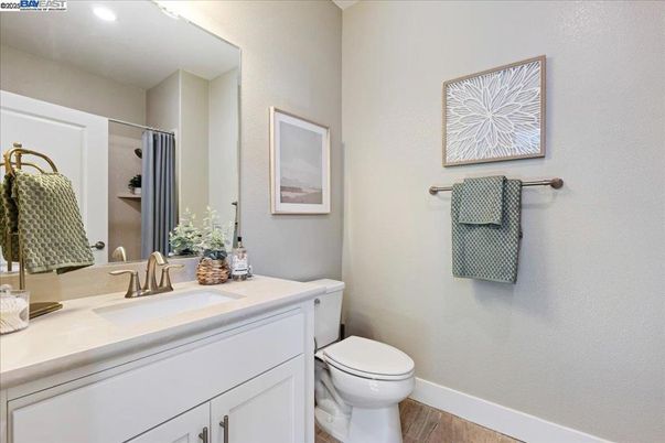 Bathroom, Interior, Recessed Lighting, Wood Texture Flooring
