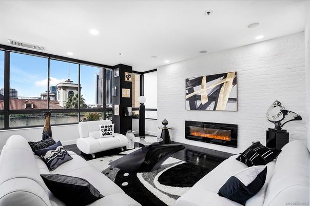 Fireplace, Interior, Living room, Recessed Lighting