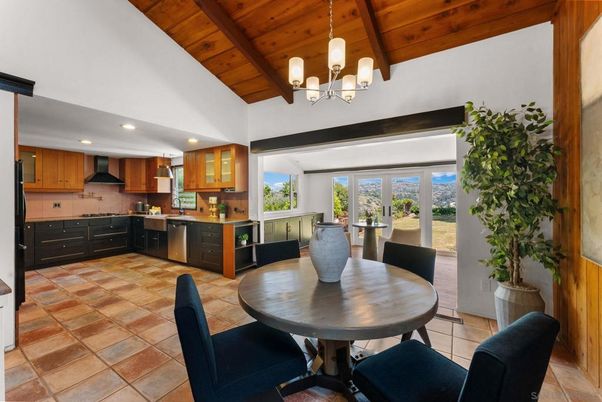 Chandelier, Dining room, Interior, Kitchen, Recessed Lighting, Stainless Steel Appliances, Wooden Beams, Wooden Ceilings