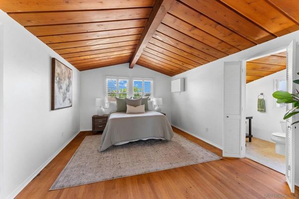 Bathroom, Bedroom, Interior, Wooden Beams, Wooden Ceilings, Wood Texture Flooring