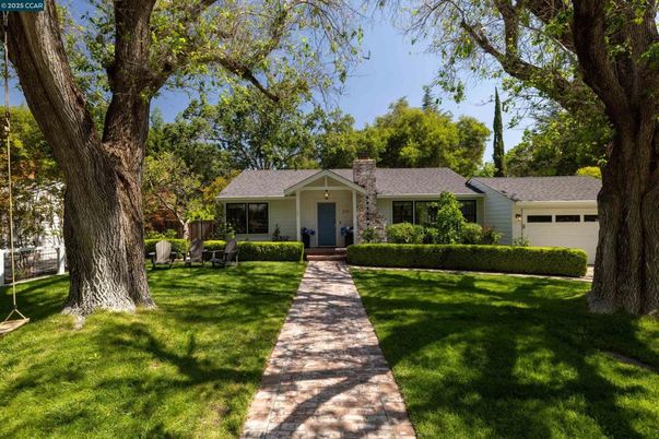 Attached, Backyard, Exterior, Facade, Ranch