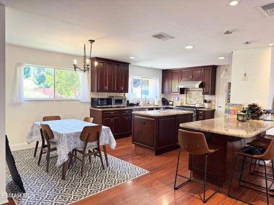 Dining room, Interior, Kitchen, Pendant Lights, Recessed Lighting, Wood Texture Flooring