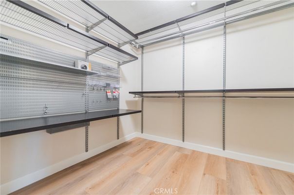 Interior, Walk-in Closets, Wood Texture Flooring
