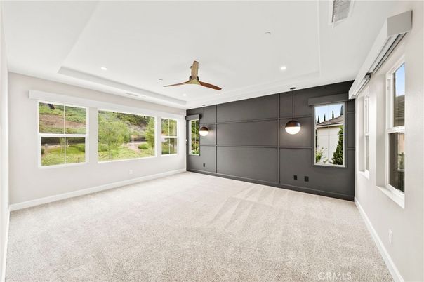 Empty room, Interior, Recessed Lighting