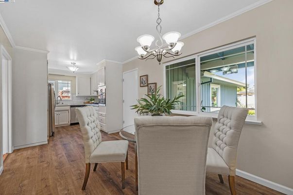 Chandelier, Dining room, Interior, Kitchen, Wood Texture Flooring