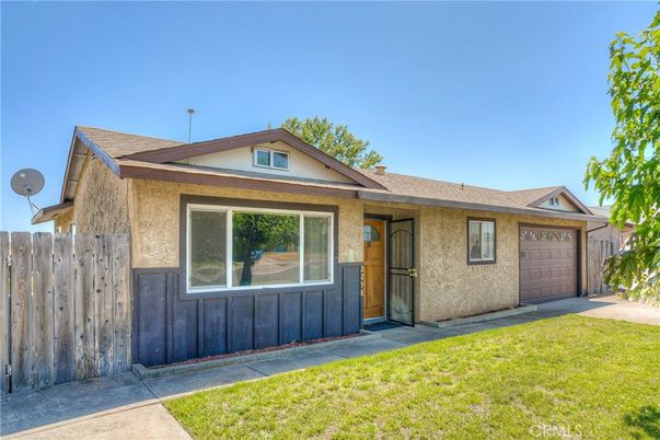 Attached, Backyard, Exterior, Facade, Ranch