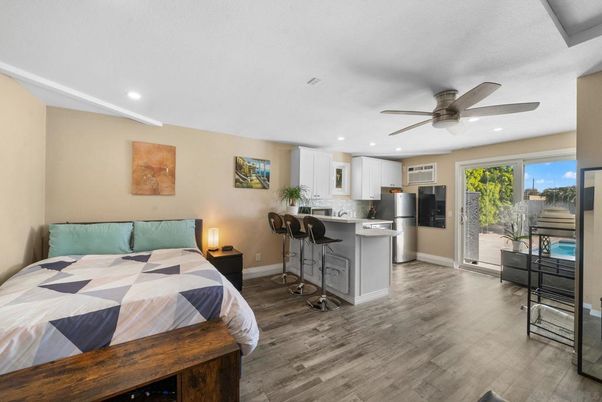 Bedroom, Interior, Kitchen, Recessed Lighting, Wood Texture Flooring