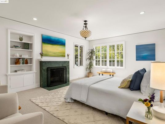 Bedroom, Fireplace, Interior, Pendant Lights, Recessed Lighting