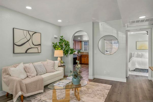 Bedroom, Interior, Living room, Recessed Lighting, Wood Texture Flooring