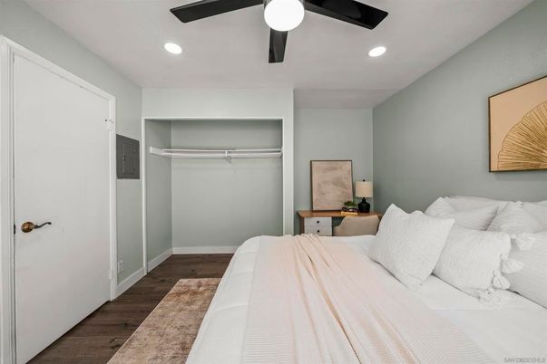 Bedroom, Interior, Recessed Lighting, Wood Texture Flooring