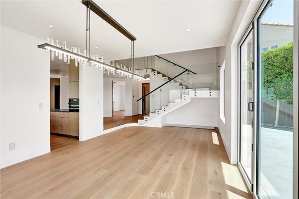 Interior, Pendant Lights, Recessed Lighting, Wood Texture Flooring