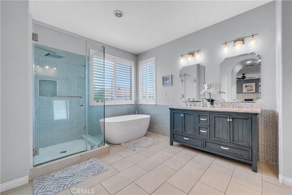 Bathroom, Dual Sink Vanities, Free Standing Baths, Glass Shower, Interior, Recessed Lighting