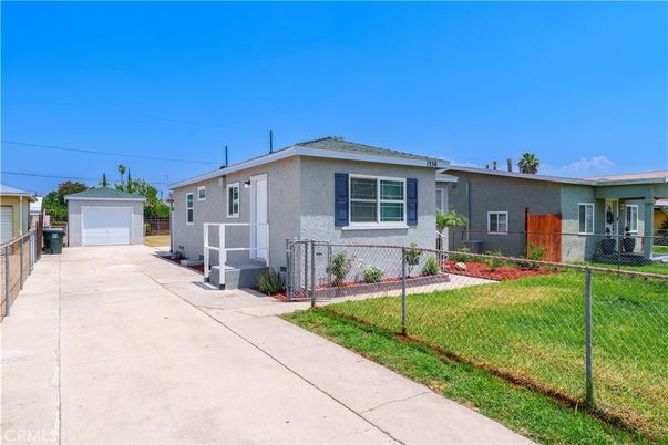 Detached Garage, Exterior