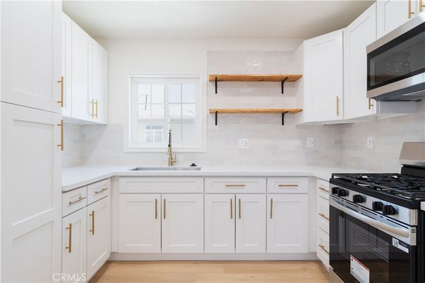 Interior, Kitchen, Stainless Steel Appliances, Wood Texture Flooring
