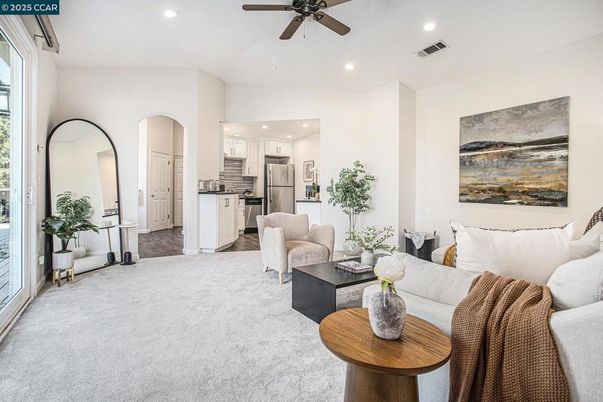 Interior, Kitchen, Living room, Recessed Lighting, Stainless Steel Appliances