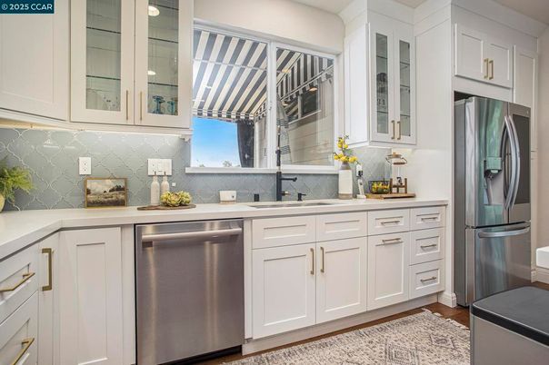 Interior, Kitchen, Stainless Steel Appliances, Wood Texture Flooring