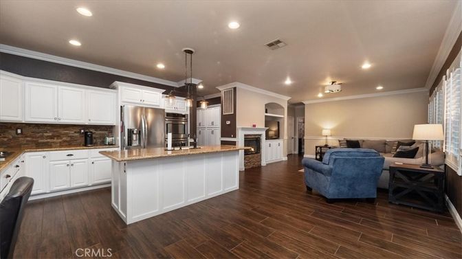 Interior, Kitchen, Living room, Pendant Lights, Recessed Lighting, Stainless Steel Appliances, Wood Texture Flooring