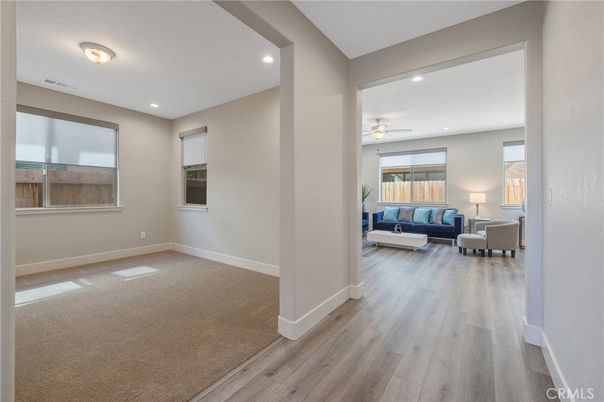 Interior, Recessed Lighting, Wood Texture Flooring