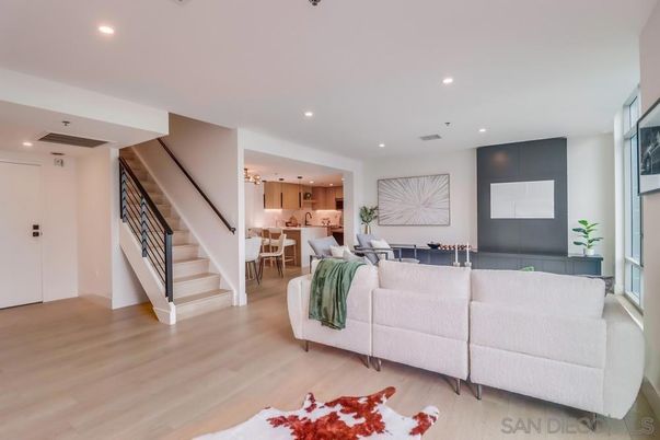 Dining room, Interior, Kitchen, Living room, Pendant Lights, Recessed Lighting, Wood Texture Flooring