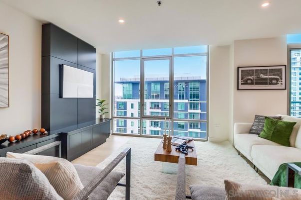 Interior, Living room, Recessed Lighting, Water