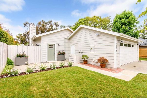 Detached Garage, Exterior