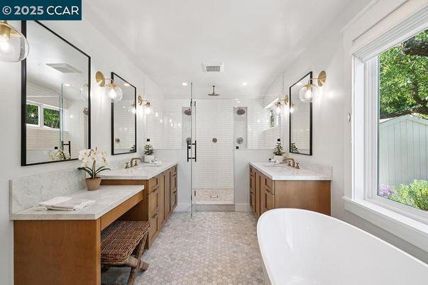 Bathroom, Dual Sink Vanities, Free Standing Baths, Glass Shower, Interior, Recessed Lighting