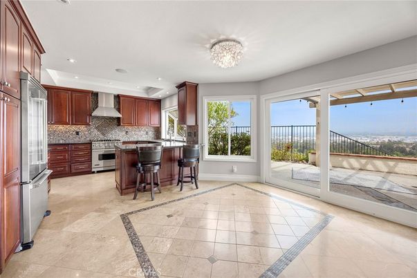 Chandelier, Interior, Kitchen, Recessed Lighting, Stainless Steel Appliances