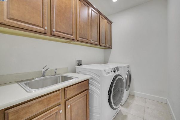 Interior, Recessed Lighting, Washer