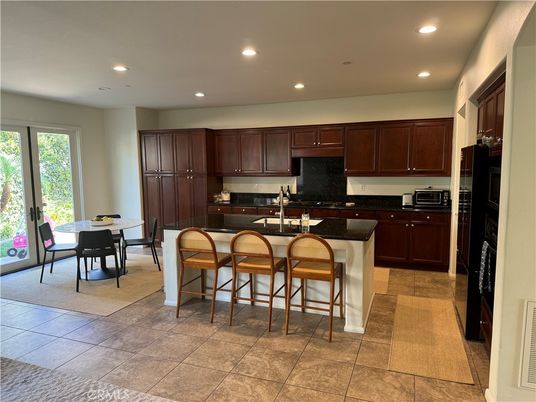 Dining room, Interior, Kitchen, Recessed Lighting