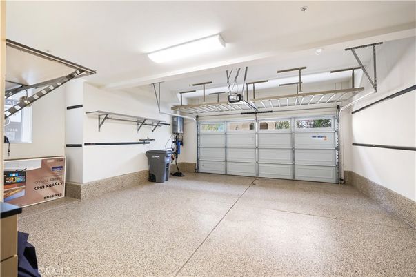 Garage, Interior