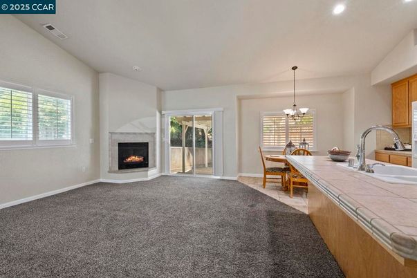Chandelier, Dining room, Fireplace, Interior, Pendant Lights, Recessed Lighting