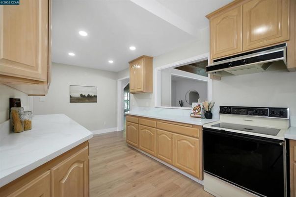 Interior, Kitchen, Recessed Lighting, Wood Texture Flooring