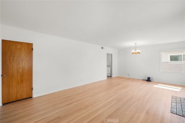 Chandelier, Empty room, Interior, Wood Texture Flooring