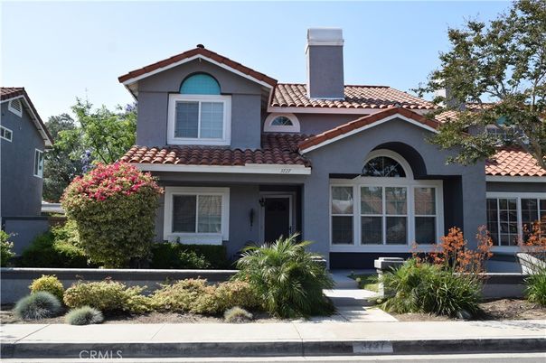 Exterior, Facade, Mediterranean