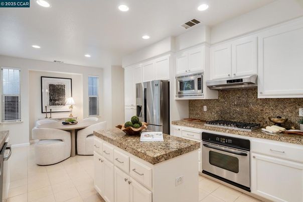 Dining room, Interior, Kitchen, Recessed Lighting, Stainless Steel Appliances