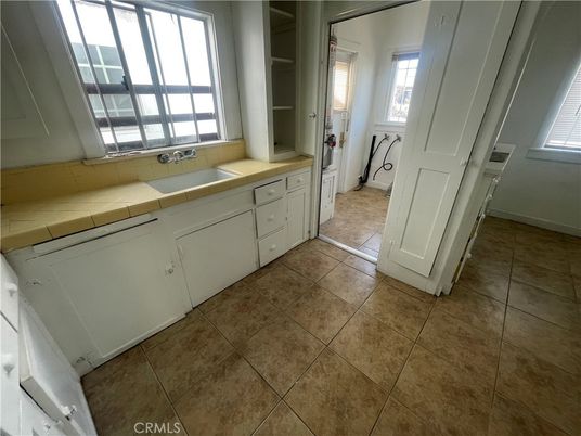 Bathroom, Interior, Tile Countertops