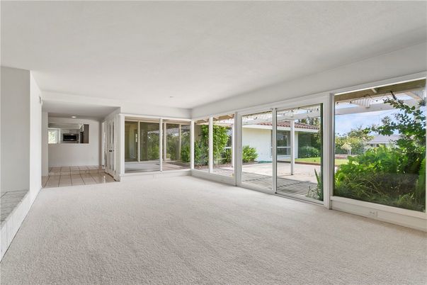 Empty room, Interior, Sun Room