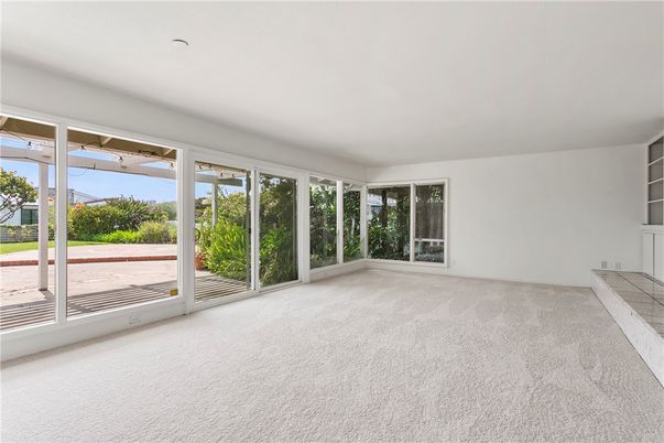 Empty room, Interior, Sun Room