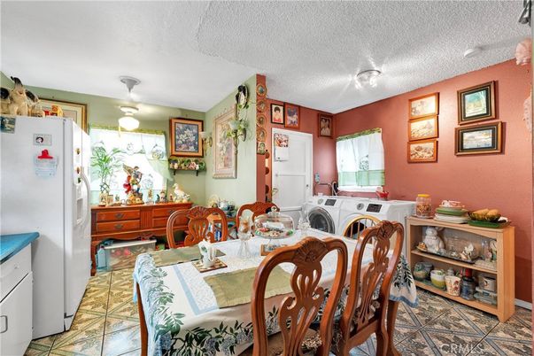 Dining room, Interior, Washer