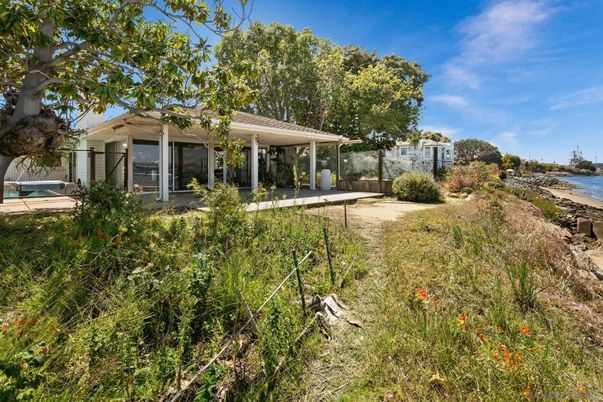 Backyard, Exterior, Water